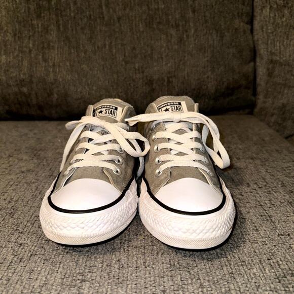 Converse All Star Sneakers Women’s 8 White Gray Canvas Low Top Lace-Up Shoes - Picture 2 of 6